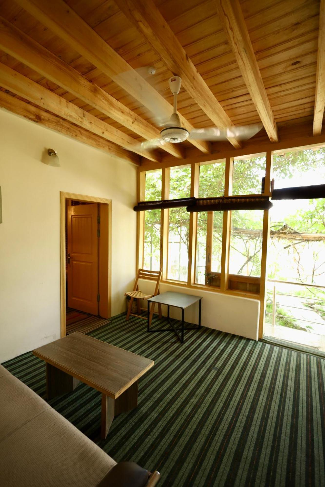 Grapes Garden Resort Hunza Karimabad  Buitenkant foto